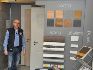 Tür im Raum Konzept - Daniel Albani Gestaltung in Holz