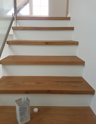 Parkett auf Treppe