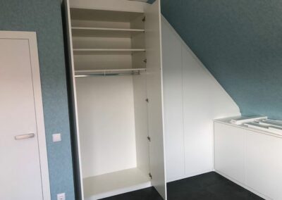 Platzwunder auf Maß Dachschräge