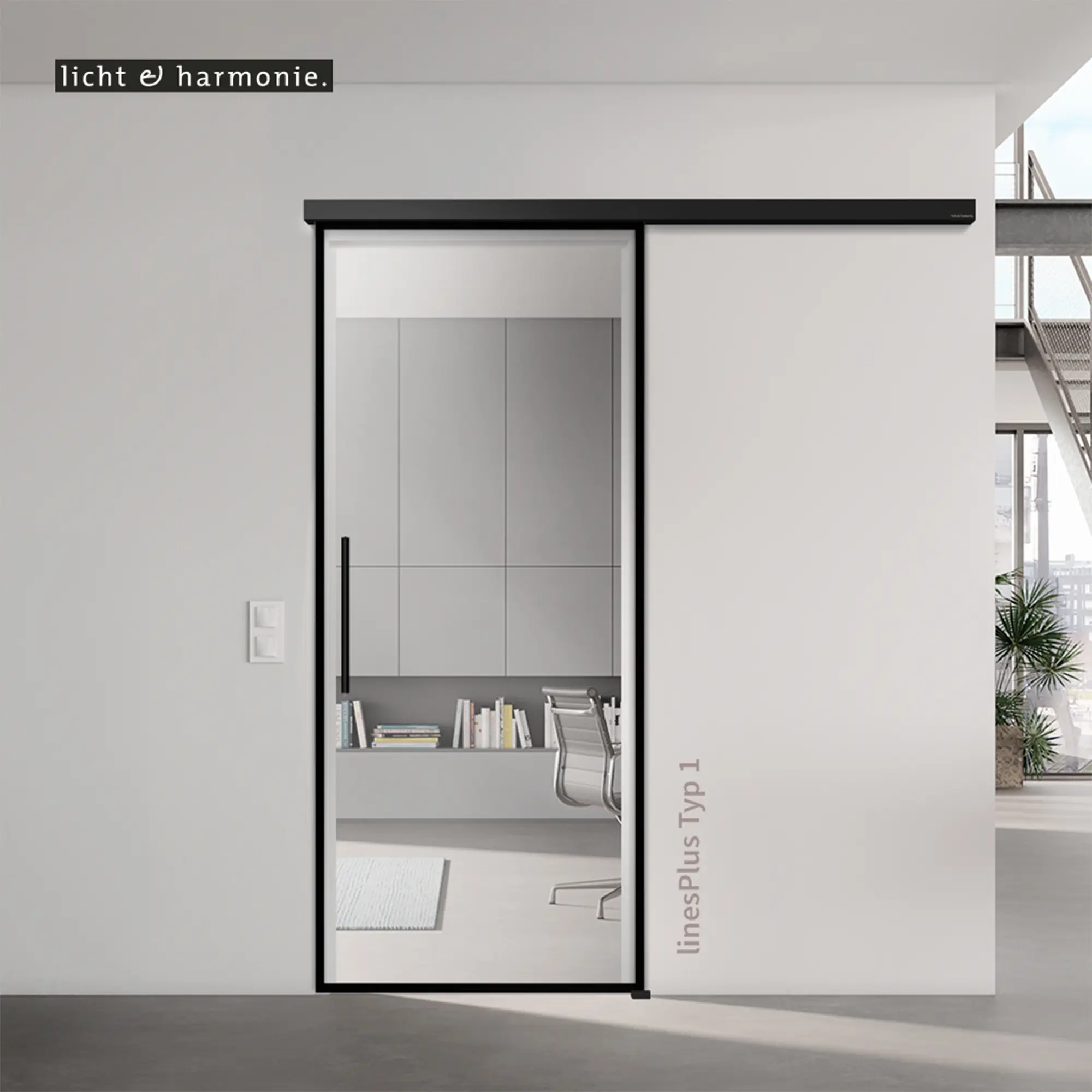 LinesPlus Typ 1 Glastür mit klarer, minimalistischer Optik und schwarzem Rahmen.