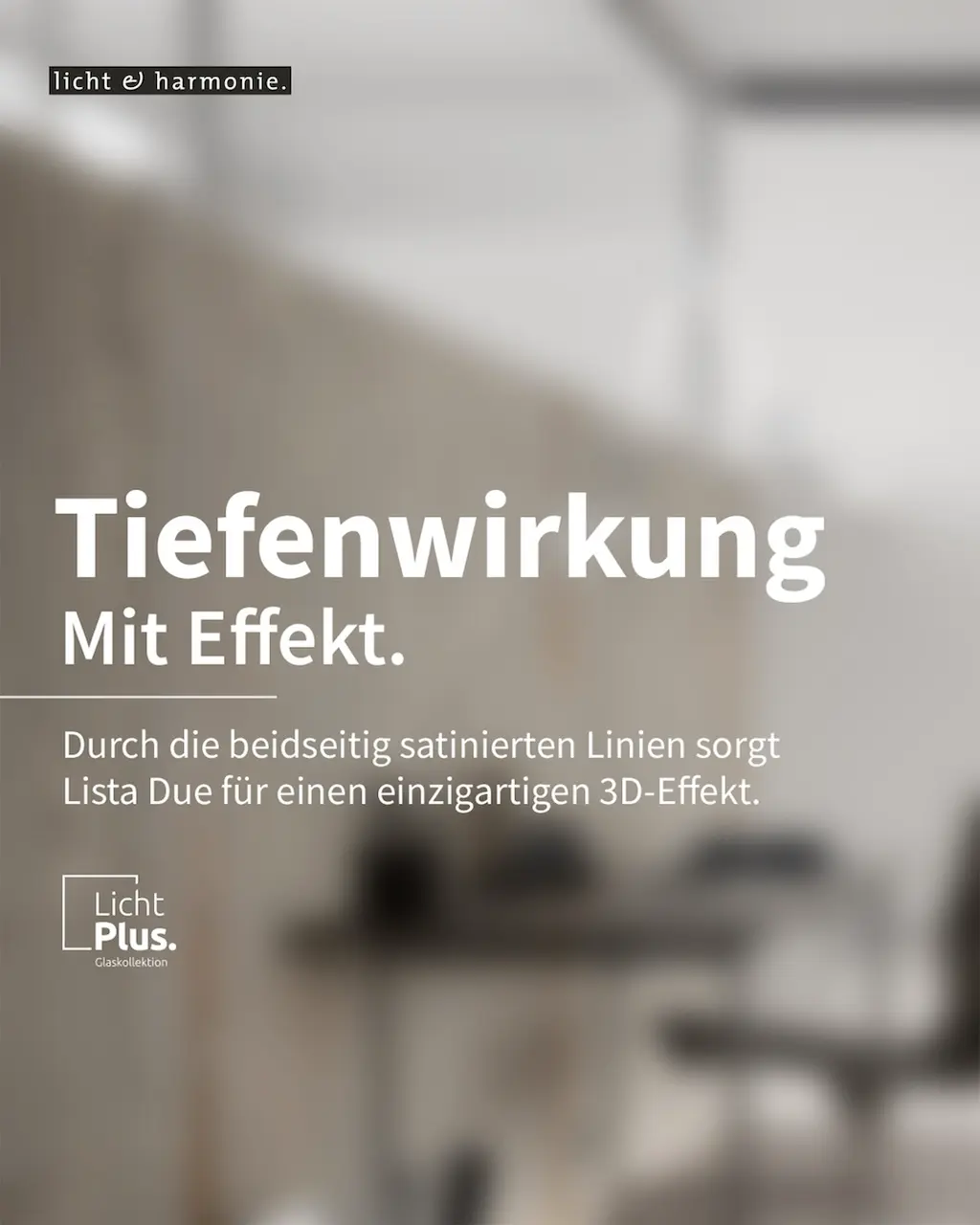 Glastür mit satinierter Oberfläche und Tiefeneffekt in modernem Büro