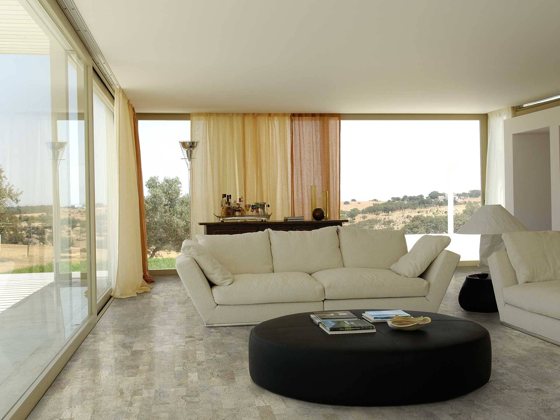 Sanierte Holztreppe mit neuen Stufen in Mönchengladbach – Handwerksarbeit der Tischlerei Daniel Albani